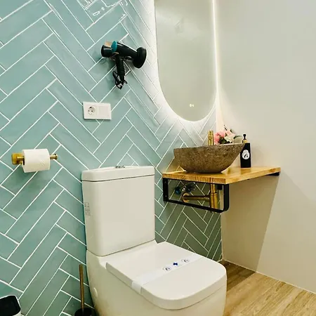 Appartement Bright & Stylish Flat Close To Center Valence