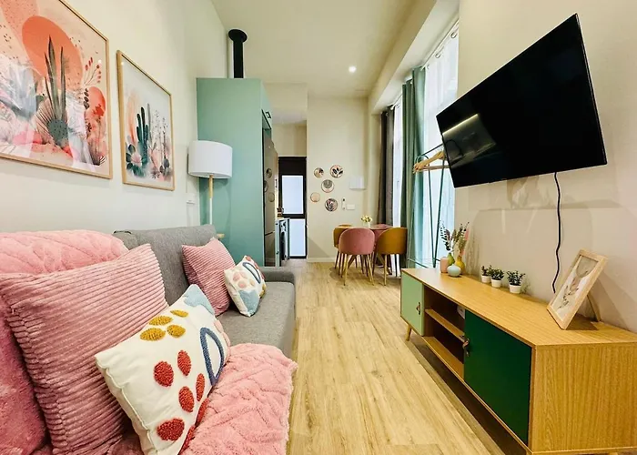 Apartment Bright & Stylish Flat Close To Center *