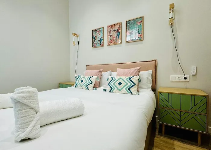 Apartment Bright & Stylish Flat Close To Center